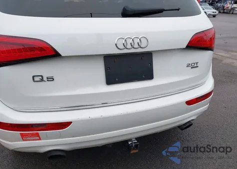 2015 Audi Q5 2.0T Premium z USA, uszkodzony, nr VIN WA1CFAFP8FA046484
